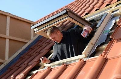 Pose de fenêtres de toit Velux à Mouchès